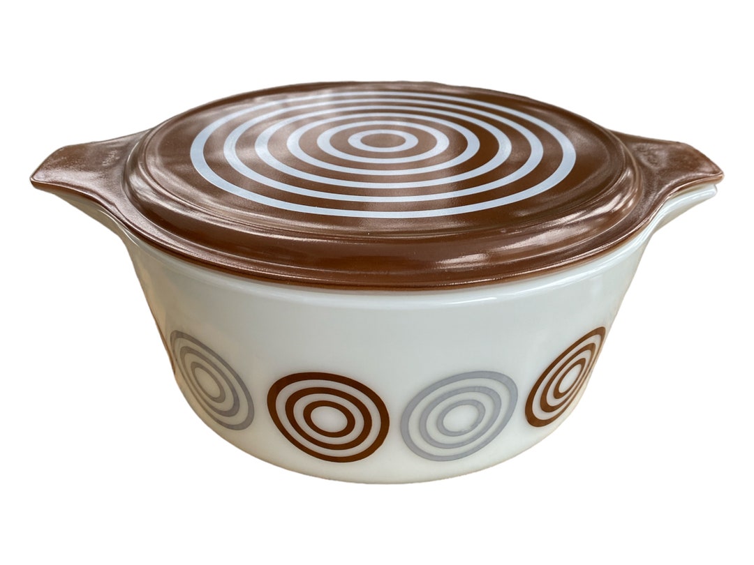 Pyrex Cosmopolitan Casserole Dish Promotional Atomic Circles With Lid ...
