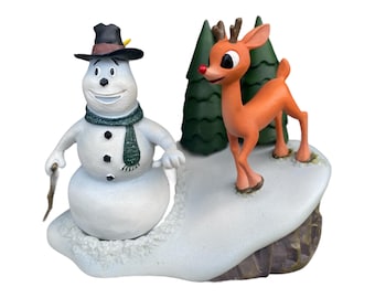 Rudolph and Scoop Diorama - Island of Misfit Toys - Diamond Select Toys