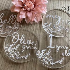 Baby Monatliche Meilensteine Acryl cutouts - Baby Shower Geschenk - Monatliche Foto Requisite - Neues Baby Geschenk - Meilensteinmarkierer - Babys erstes Jahr
