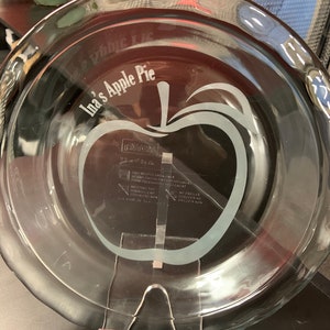 Spersonalizowany przepis pisany ręcznie grawerowany laserowo talerz do ciasta Pyrex Apple 9,5 cala - DOSTOSUJ SWÓJ TALERZ! Spersonalizowany talerz do ciasta Prezent świąteczny