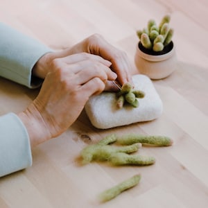 Micro-tapis en laine à feutrer - voyage, petit, petit format de poche - 100 % laine