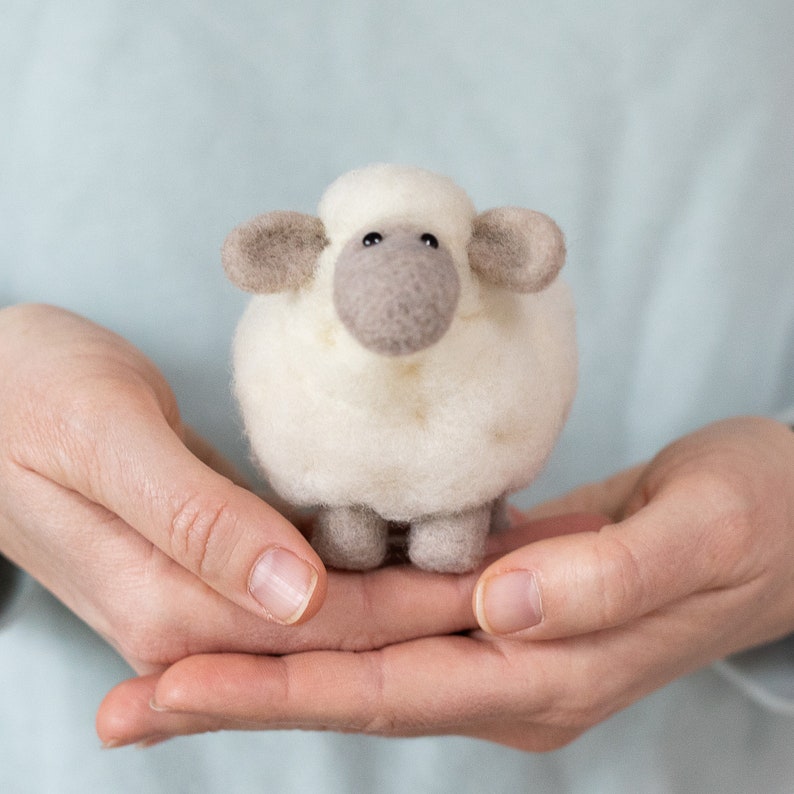 White Sheep Mini Needle Felting Kit Beginner Friendly with video tutorial DIY Craft Gift image 2