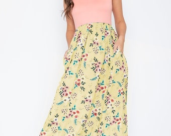 Contrast Ditsy Floral Sleeveless Maxi Dress | S to 3X(Reg, Plus)