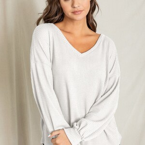 Waffle knit V-Neck Bishop Sleeve Loose Top 6 Colors S to 3X Plus Ivory