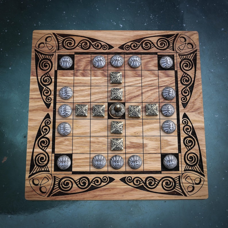 FIDCHELL Ancient Celtic BOARD GAME Brian Boru Chess like Tafl Hnefatafl Mythology Gift Celts Viking Raid Games Strategy image 2