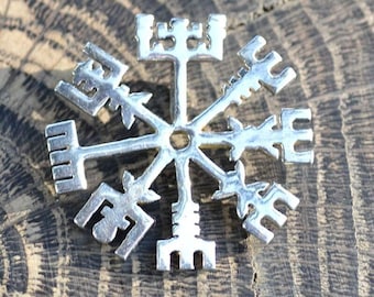 Sterling Silver Vegvísir Pendant