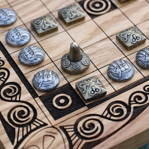 FIDCHELL Ancient Celtic BOARD GAME Brian Boru Chess like Tafl Hnefatafl Mythology Gift Celts Viking Raid Games Strategy image 4