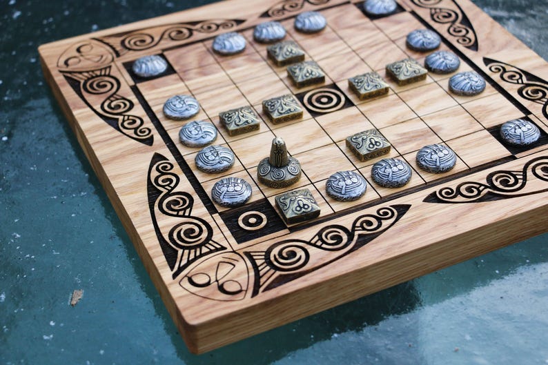 FIDCHELL Ancient Celtic BOARD GAME Brian Boru Chess like Tafl Hnefatafl Mythology Gift Celts Viking Raid Games Strategy image 5