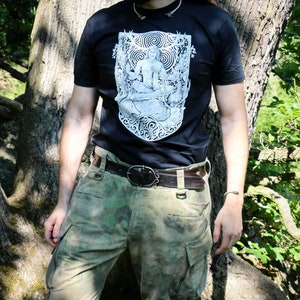 T-shirt CERNUNNOS avec le dieu païen gardien de la forêt, guide de l&#39;autre monde Kernunn Cernunnos, unisexe noir Underworld pour homme