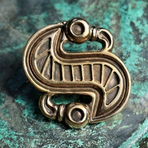 Langobardic S-shaped Brooch Bronze Replica Dark Age Medieval Lombard Langobard Anglo-Saxon Anglo Saxon Museum Copy Lost Wax Casting Pin Sca