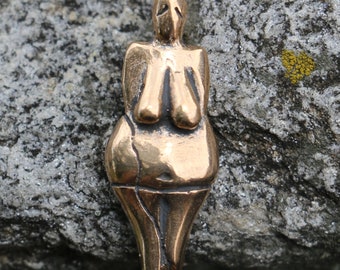 Venus of Dolní Věstonice pendant/amulet, bronze