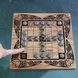 FIDCHELL Ancient Celtic BOARD GAME Brian Boru Chess like Tafl Hnefatafl Mythology Gift Celts Viking Raid Games Strategy image 6