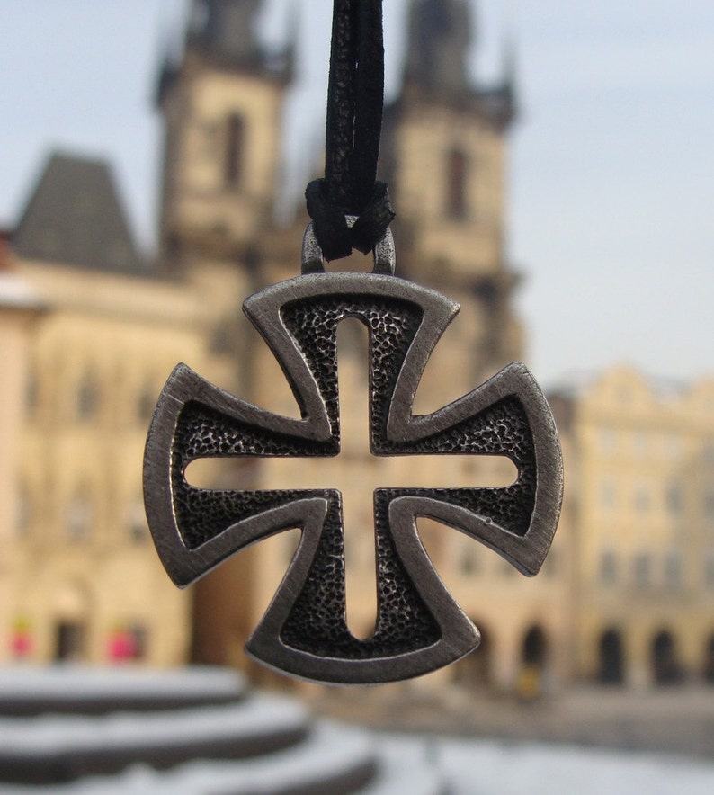 Collier Croix Des Templiers - Acier Inoxydable - Chaîne 61cm - Cadeau Symbolique