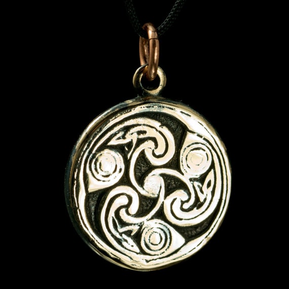 Fabrication Française Pendentif Amulette Triskellion