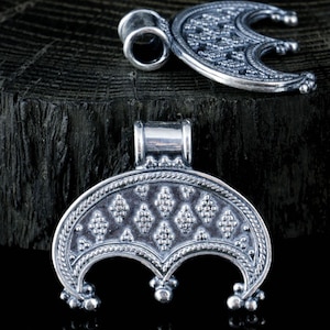 MORAVIA - Silver Slavic or Viking LUNITSA Lunula Fertility Pendant Museum Replica Copy Norse Pagan Re-enactment Moon Crescent Medieval Women