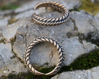 VIKING BRAIDED RING bronze Early Medieval Middleage Middle Ages Pagan Norse Dark Age Re-enactment Living History Historical Jewelry Jewell