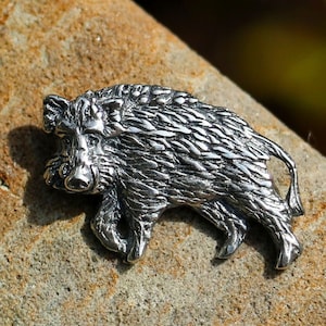 イノシシ彫刻 シルバー
