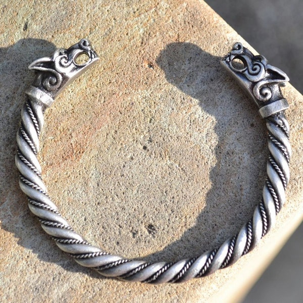 FENRIR VIKING WOLF Pewter Bracelet Pagan Norse Head Wolves Bangle Jewel Jewelry Jewellery Iceland Thor Hammer Mjollnir Museum Pewter Ragnar