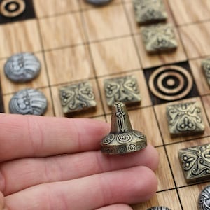 FIDCHELL Ancient Celtic BOARD GAME Brian Boru Chess like Tafl Hnefatafl Mythology Gift Celts Viking Raid Games Strategy image 3