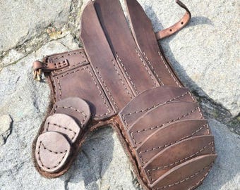 Leather Gauntlet - Left Hand
