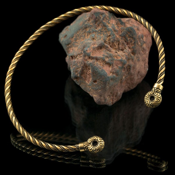 RIX - CHIEFTAIN Bronze TORQUES Celtic Torc Pagan Warrior Donut Jewellery Paganism Warriors Irish Scottish Twisted