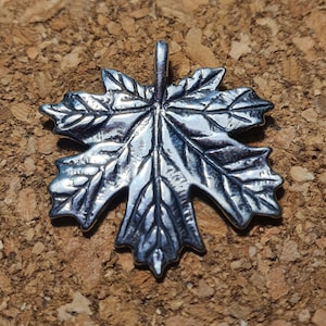 Ciondolo a forma di foglia d'acero in argento sterling - Canada