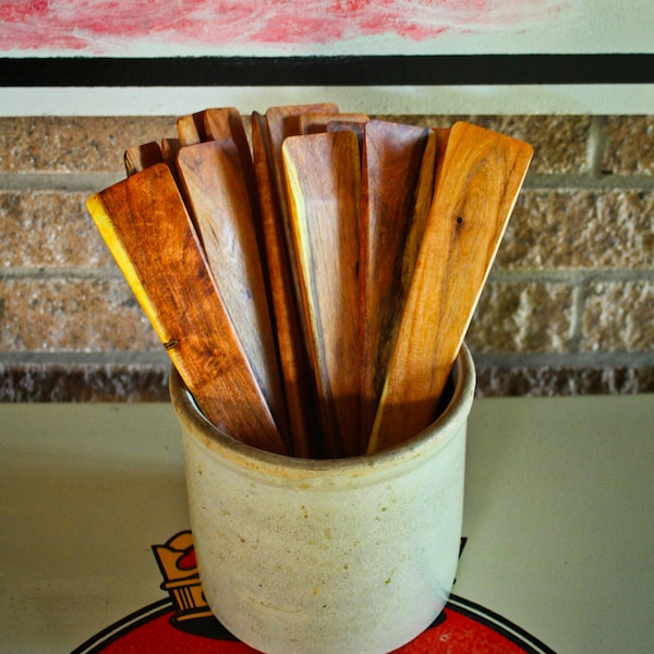 Mesquite Spatula/ Handcrafted Spatula - Perfect for cast iron and safe for non-stick cookware.