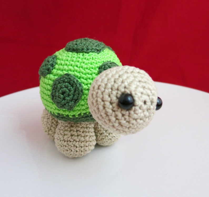 Green Turtle Toy, Crochet animal gift, Amigurumi zoo doll, gift for kids image 3