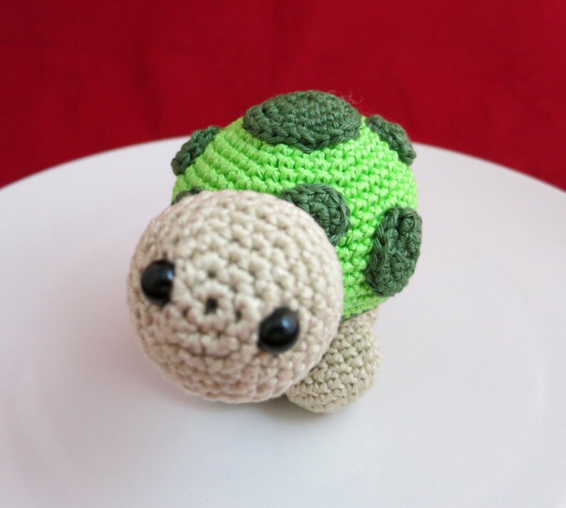 Green Turtle Toy, Crochet animal gift, Amigurumi zoo doll, gift for kids image 1