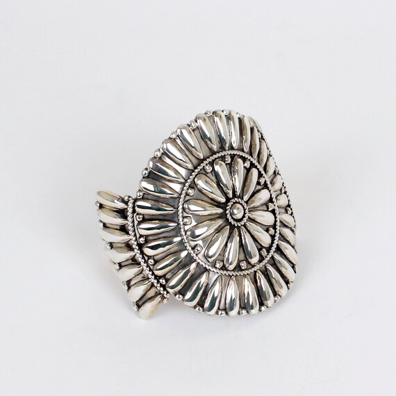 Sterling Silver Petit Point Cluster Style Bracelet - image 3