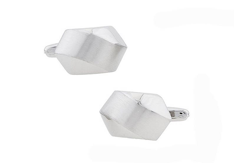 Matt Silver Twist Cufflinks Classic Shiny Design Power Force Business Classic Gentlemen Cuff Links Comes with Gift Box