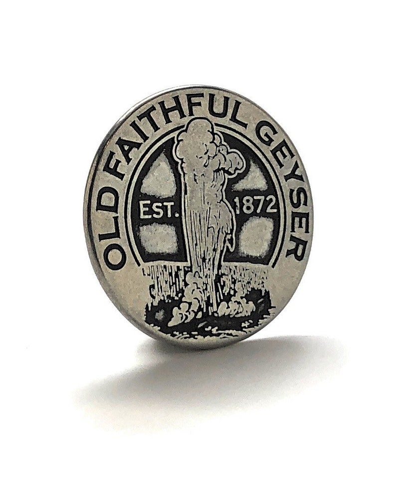 Yellowstone Lapel Pin /— National Park Series Old Faithful