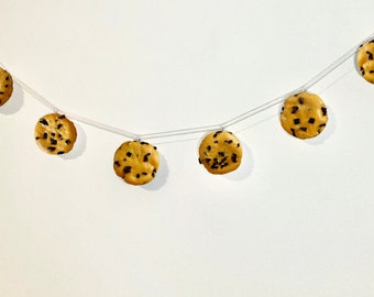 Cookie Garland | C-1 STYLE | Chocolate Chip Cookie Garland | Realistic Dimensional Cookie Decor Cookie Party | Bakery Decor Cafe Decor