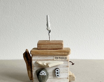 Wooden house house little shop made of old wood driftwood decorative unique picture holder white brown 7 cm