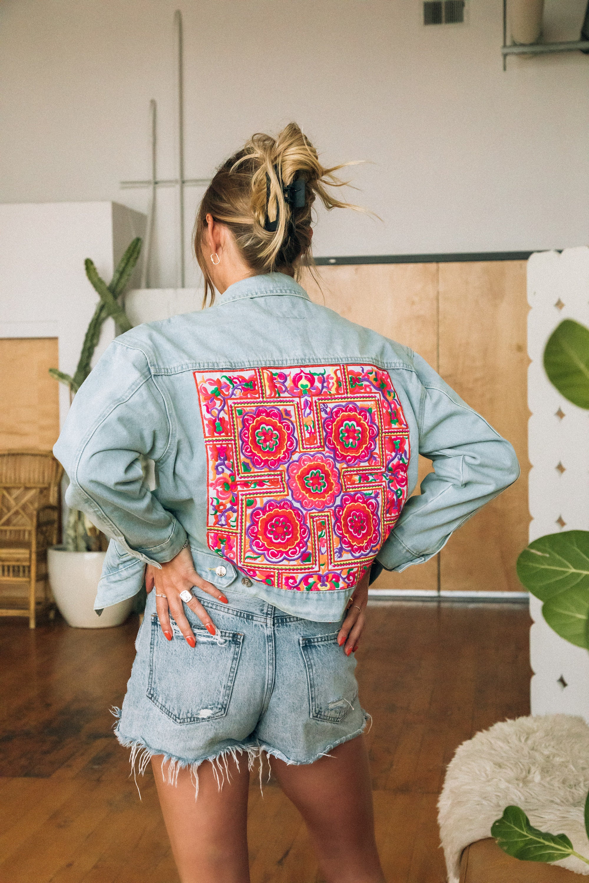 How to Style a Jean Jacket