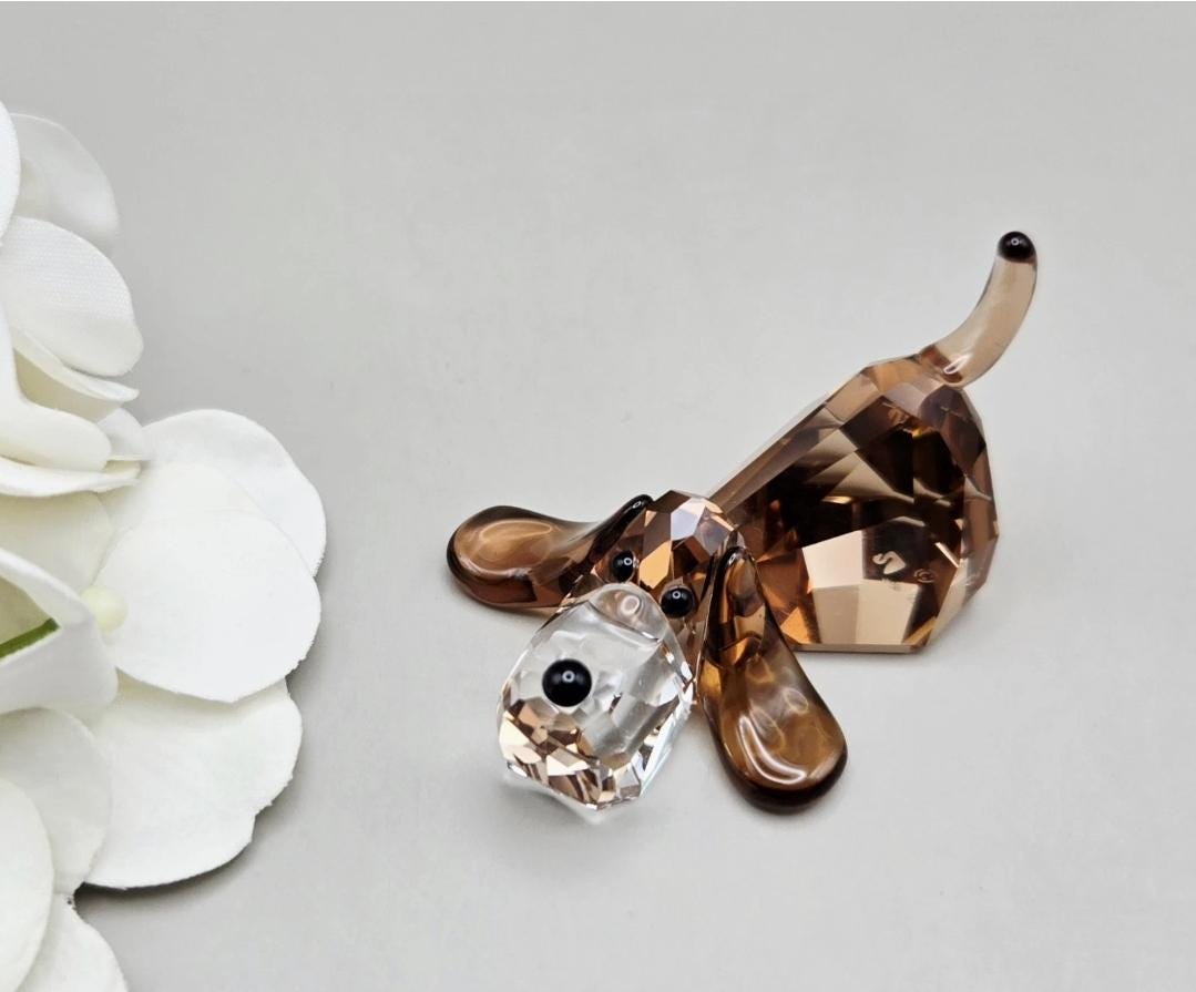 置物 SWAROVSKI The Gang of Dogs Pepino Swarovski Crystal Figurine | Peppino the Basset Hound | Gang of