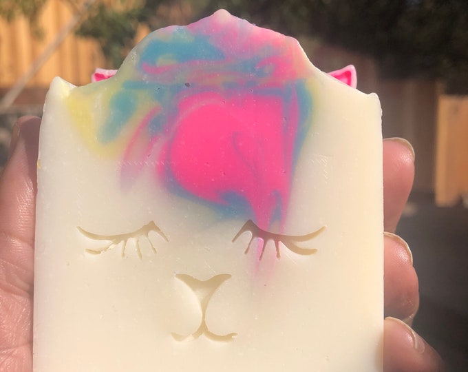 Unicorn Dream Scented Soap/ Artisan Soap Bar/ Handcrafted Soap/ Cold Processed Soap/ Vegan Soap