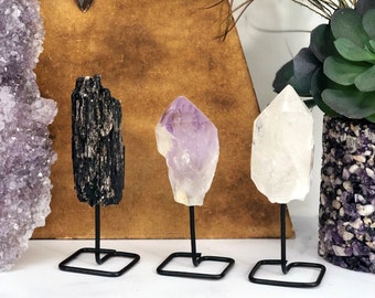 Natural Stone Crystal on Metal Stand - Home Decor (RK802)