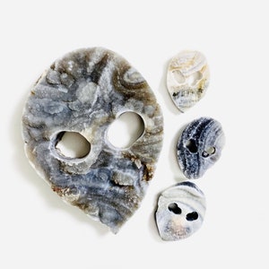 Chalcedon Alien Kopf Crystal Cabochons Edelsteine und Mineralien
