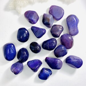 1 lb Purple Dyed Agate Tumbled Gemstones - Choose 1,3,5 Bags (TS-65)