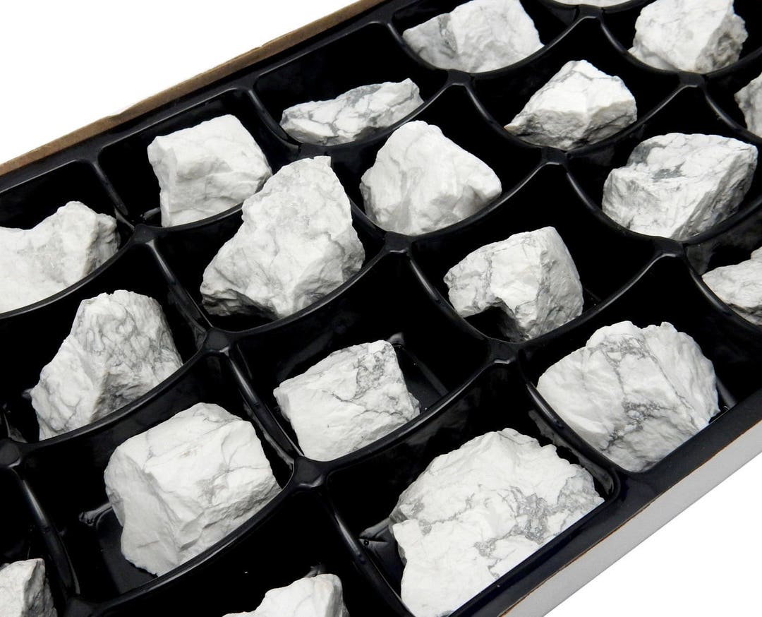 Rough White Howlite Stone Crystals – Box of 24 Bulk Minerals - Etsy
