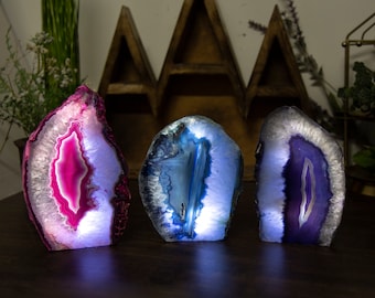 Agate Crystal Lamp - Agate Geode Cut Base Light - Assorted Colors - With USB Cord ( RK1)