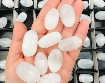 天然石 石膏 水晶 花 秋田県花輪鉱山産 透石膏 / Gypsum (Selenite)