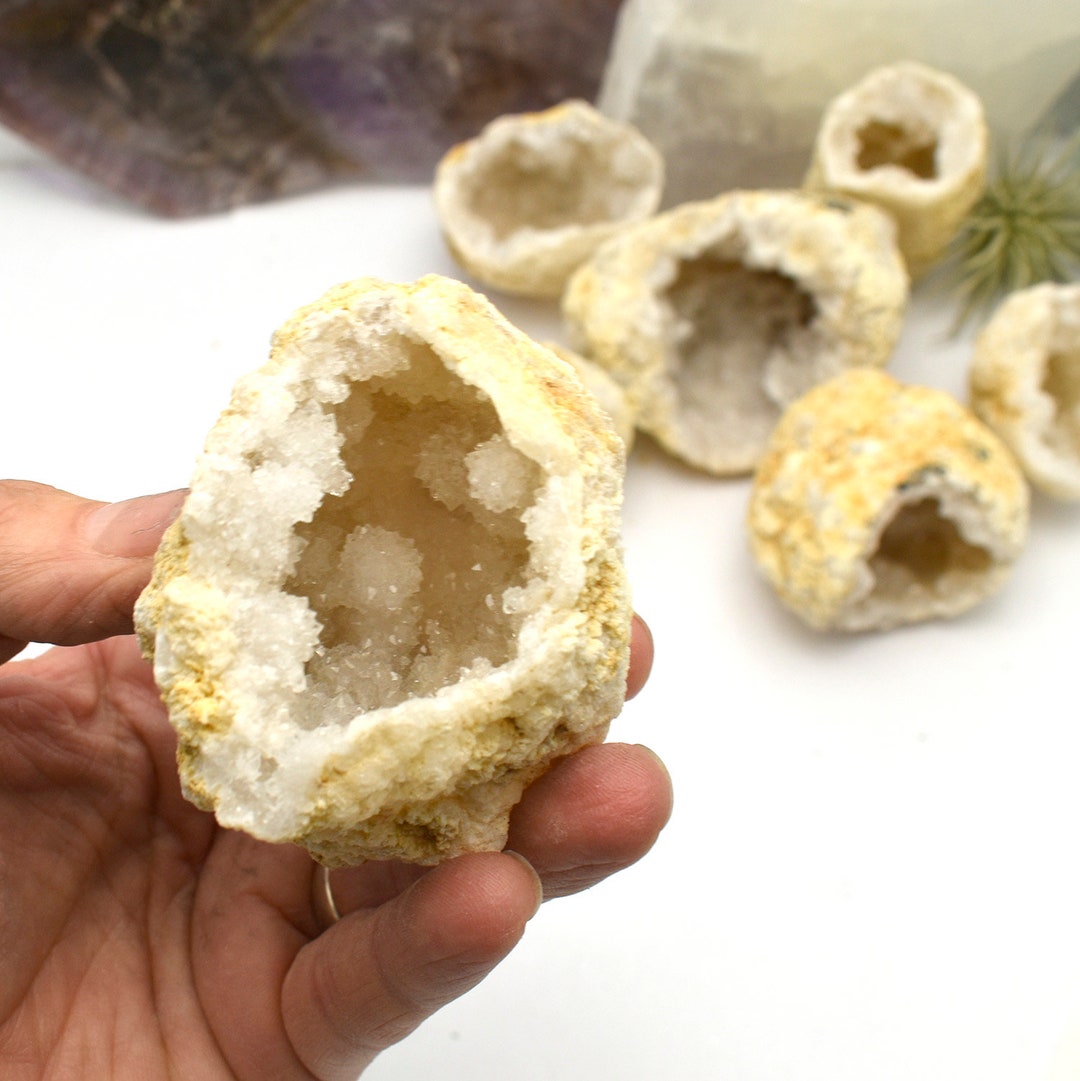 White Druzy Geode – Crystal Display Piece (1.5-2.5