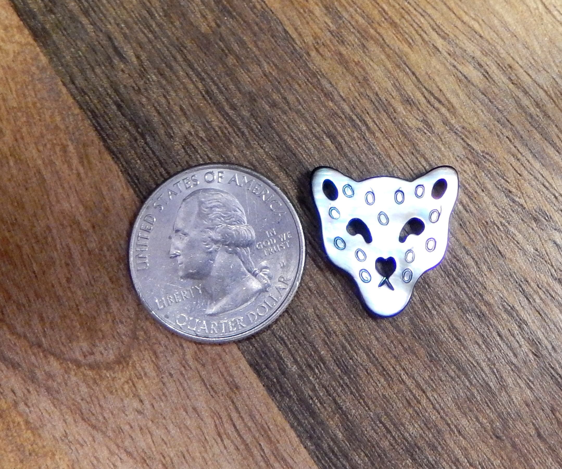 Black Mother of Pearl Leopard Top to Bottom Center Drilled