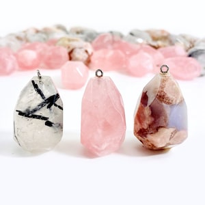 Colgantes de piedra facetada de ágata con forma de flor de cuarzo rutilado y cuarzo rosa (11BROWNSHELF)