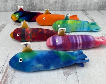 Vis Catnip Toy "Jack the One Eyed Catfish" Handgemaakte Fleece Cat Toy /Organic Catnip Toy / gemaakt door Simply B Vermont