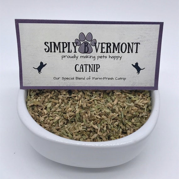 Herbe à chat séchée en vrac biologique Nepeta cataria Recharge de jouet  pour chat bricolage Feuilles d'herbe à chat séchées en vrac Simply B  Vermont -  France