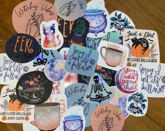 Pegatinas de vinilo hechas a mano: brujas, luna, espeluznantes, holográficas.