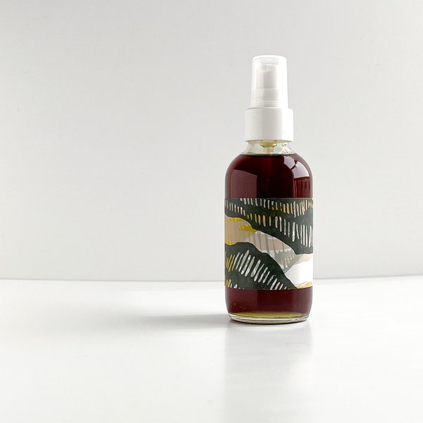 Junipera skin smoothing body oil with pumpkin seed oil, juniper, milk thistle seed, agrimony